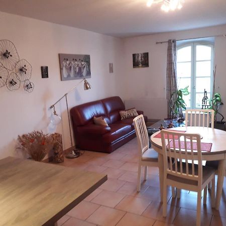 Gambetta Apartment Пон-Сент-Еспри Екстериор снимка