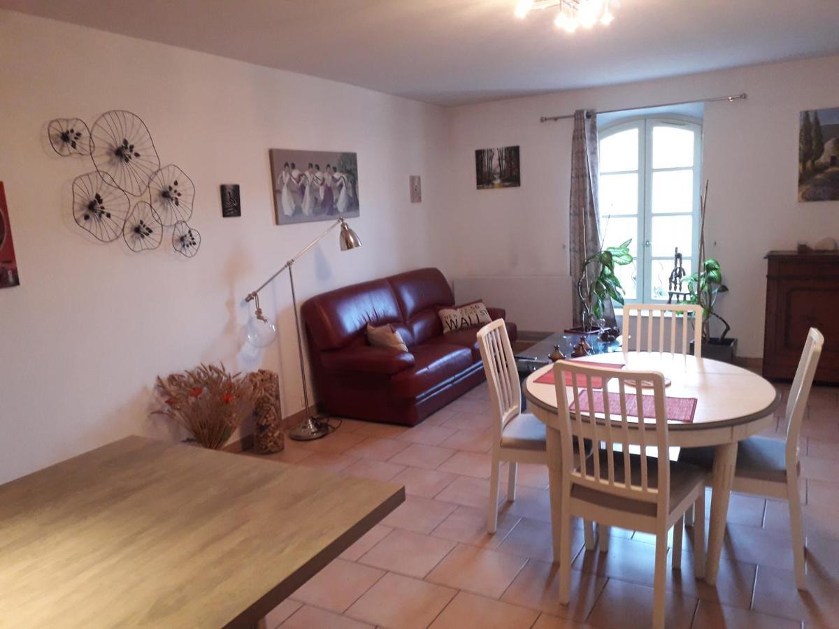 Gambetta Apartment Пон-Сент-Еспри Екстериор снимка