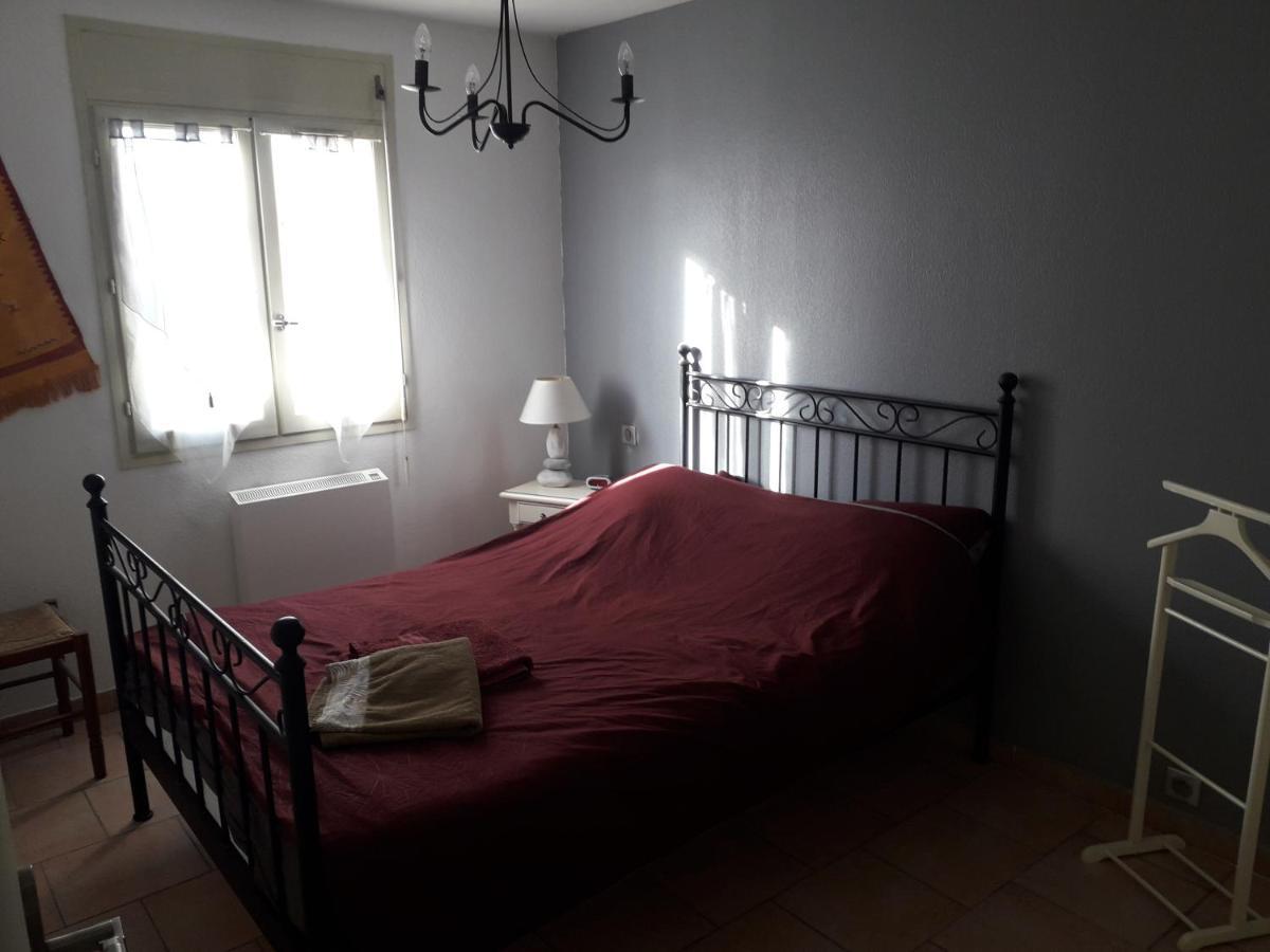 Gambetta Apartment Пон-Сент-Еспри Екстериор снимка
